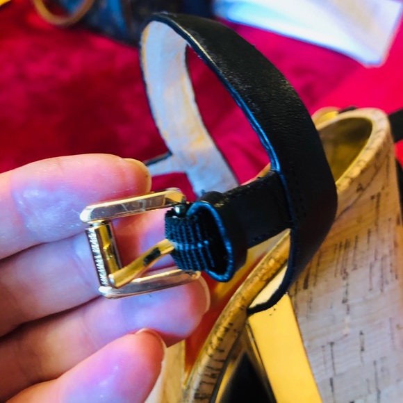 Michael Kors shoes - Picture 6 of 8